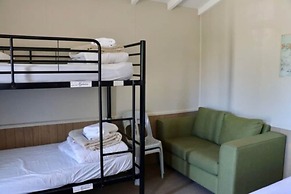 Lakes Edge Holiday Park
