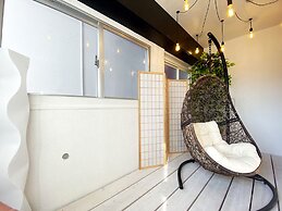 Chatan Tall House