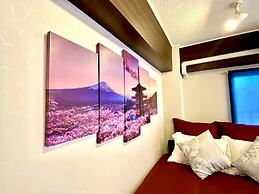 Chatan Tall House
