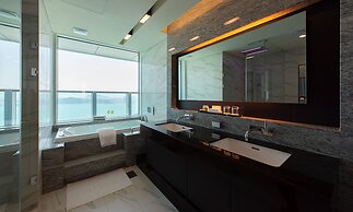 LCT Residence