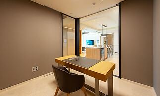 LCT Residence