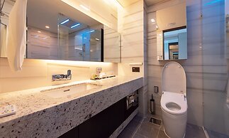 LCT Residence