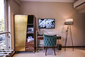 Theory9 Premium Serviced Apartments Bandra