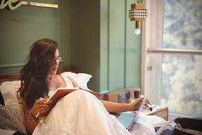 Theory9 Premium Serviced Apartments Bandra