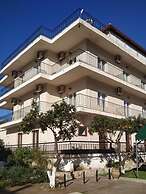 Central Hotel