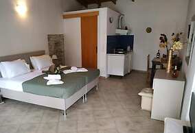 Central Hotel