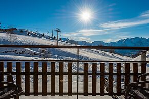 Klubhotel Le Refuge by Skinetworks