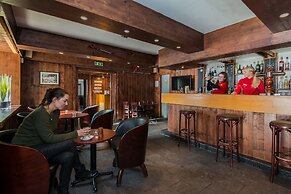 Klubhotel Le Refuge by Skinetworks