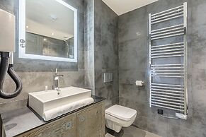 Victoria Lodge, Friendly Hotel