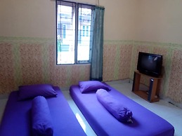 Dedy Kost
