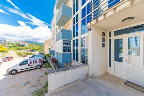 Spacious studio with balcony, close to the Znjan beach