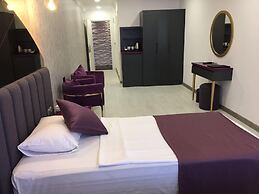 Karikatur Bi Hotel