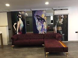 Karikatur Bi Hotel
