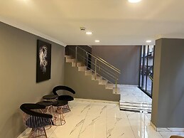Karikatur Bi Hotel