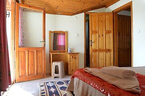 Erasmus Apart Hotel