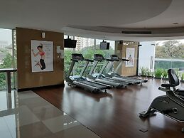Modern Comfy Studio Apartment at U Residence