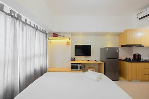 Modern Studio @ Springlake Summarecon Apartment