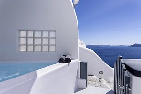 Bluedome Cavehouses by Otium Villas