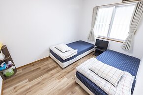 Kame Kame House