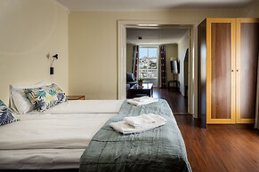 Victoria Hotel