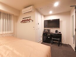 HOTEL LiVEMAX Shin Yokohama