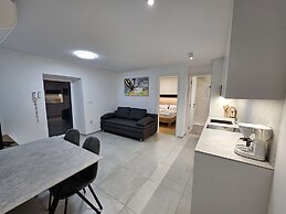 Sea View Apartment Mirjam