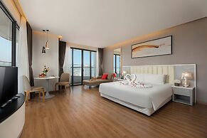DeLaSea Ha Long Hotel