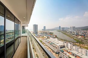 DeLaSea Ha Long Hotel