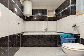 Comfort apartments with pool in Medulin
