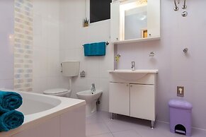Comfort apartments with pool in Medulin