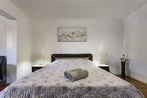 Comfort apartments with pool in Medulin