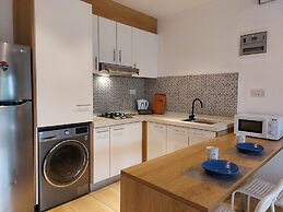 Forest View Apartments