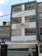 Apartahotel Dorado Central
