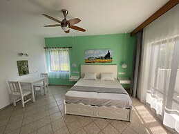 Adult Only - Hotel Suzanna