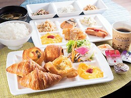 Super Hotel Totsuka Station East