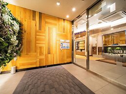 Super Hotel Totsuka Station East