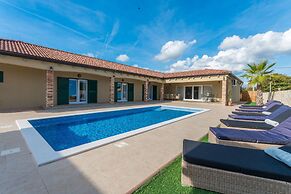 Villa Idassa
