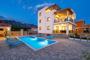 Villa Grandioza