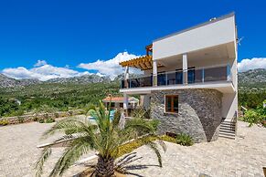 Villa Grandioza