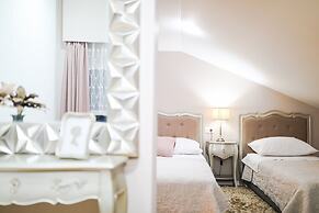 Villa Marigold