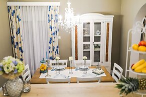 Villa Marigold