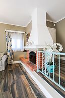 Villa Marigold