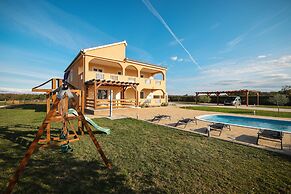 Villa Levatinka