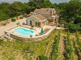 Villa Rosemary