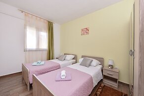Villa Nea