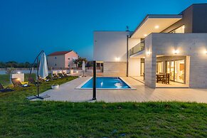 Villa F&A