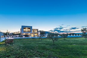 Villa F&A