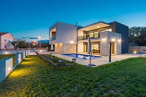 Villa F&A