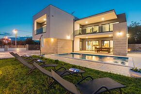 Villa F&A