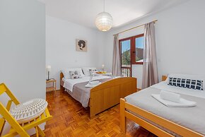 Villa Pine